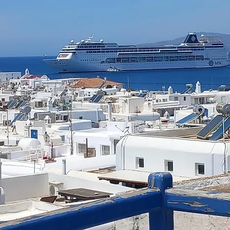 Alex Central Daire Mykonos Town